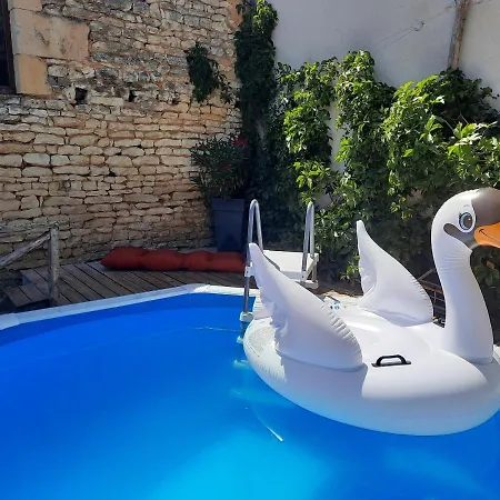 Bed and breakfast Le Clos Du Coteau 3*