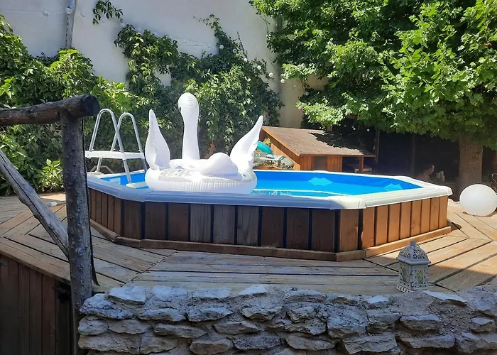 Le Clos Du Coteau Bed and breakfast Saint-Martin-la-Pallu